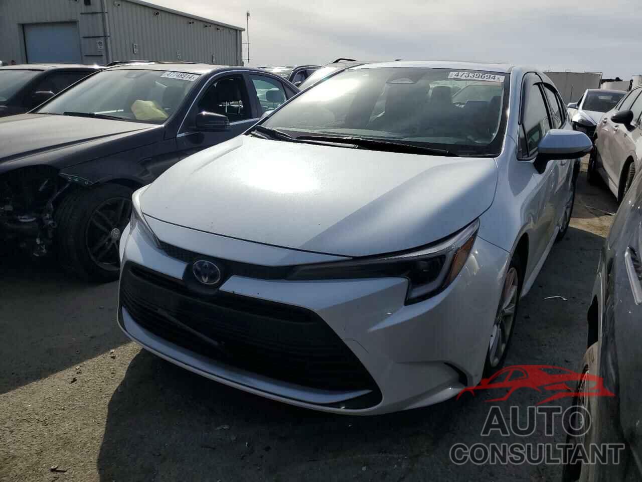 TOYOTA COROLLA 2024 - JTDBCMFE5R3028513