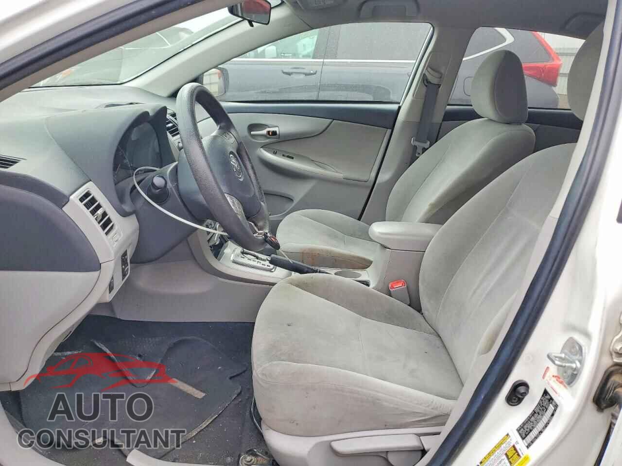 TOYOTA COROLLA 2011 - 2T1BU4EE8BC606518