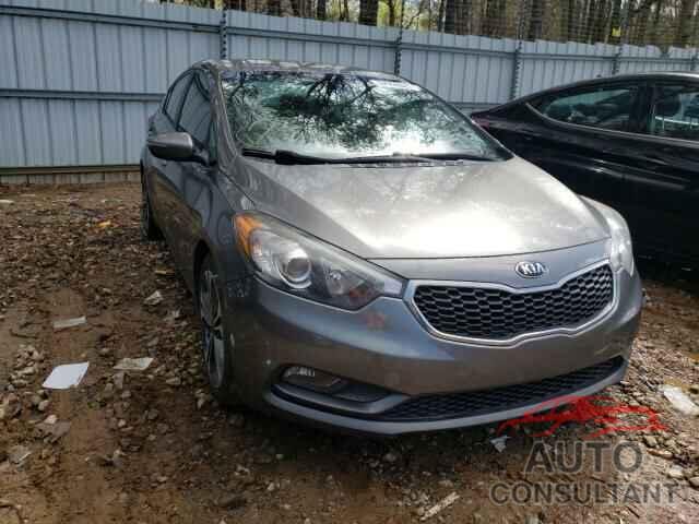 KIA FORTE 2016 - KNAFX4A8XG5473724