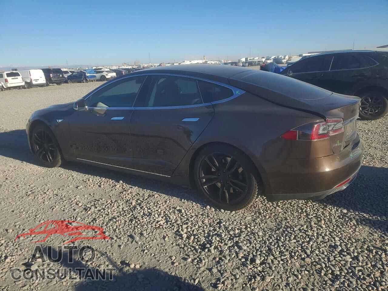 TESLA MODEL S 2014 - 5YJSA1S12EFP48677