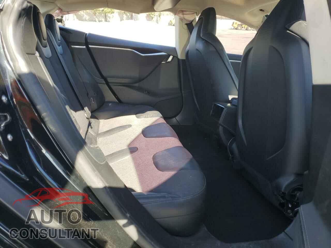 TESLA MODEL S 2014 - 5YJSA1H11EFP49388