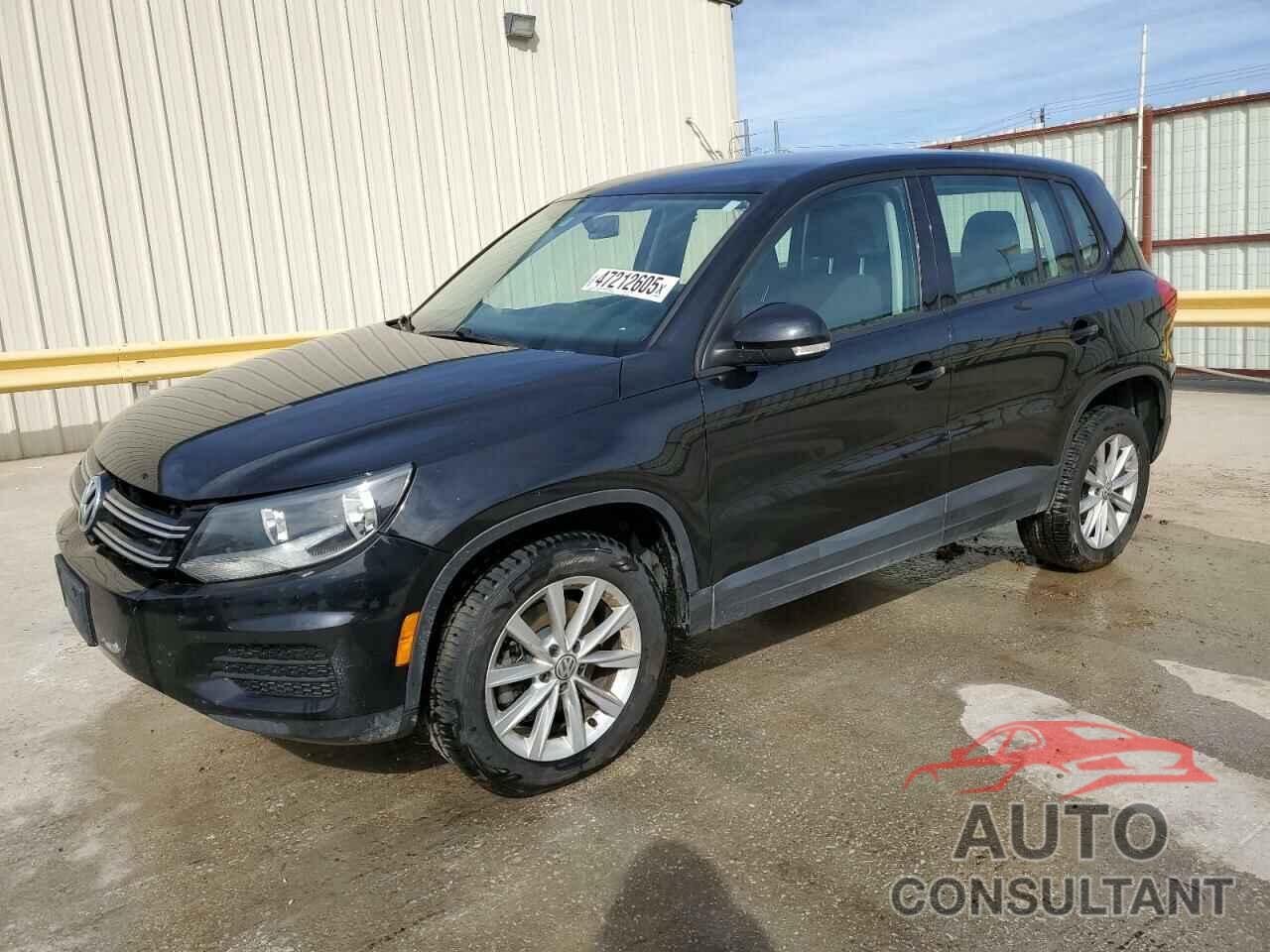 VOLKSWAGEN TIGUAN 2017 - WVGAV7AX4HK053595