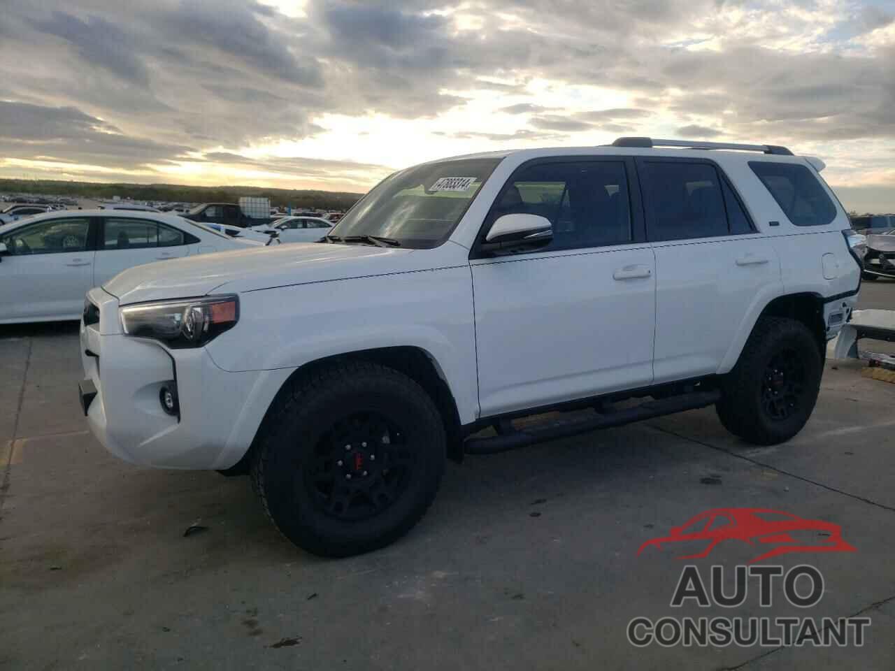 TOYOTA 4RUNNER 2023 - JTEFU5JR2P5300155