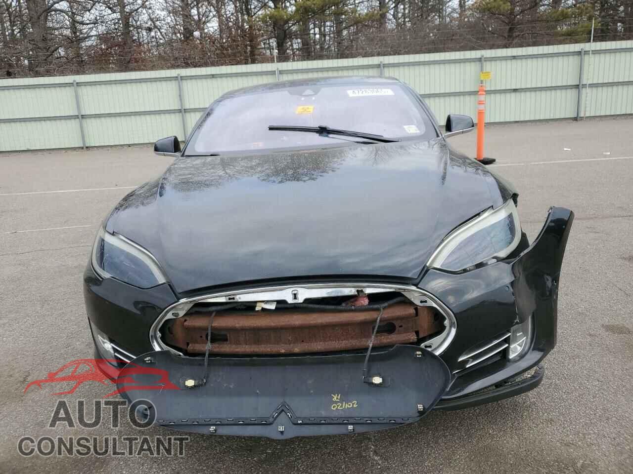 TESLA MODEL S 2014 - 5YJSA1H28EFP64091