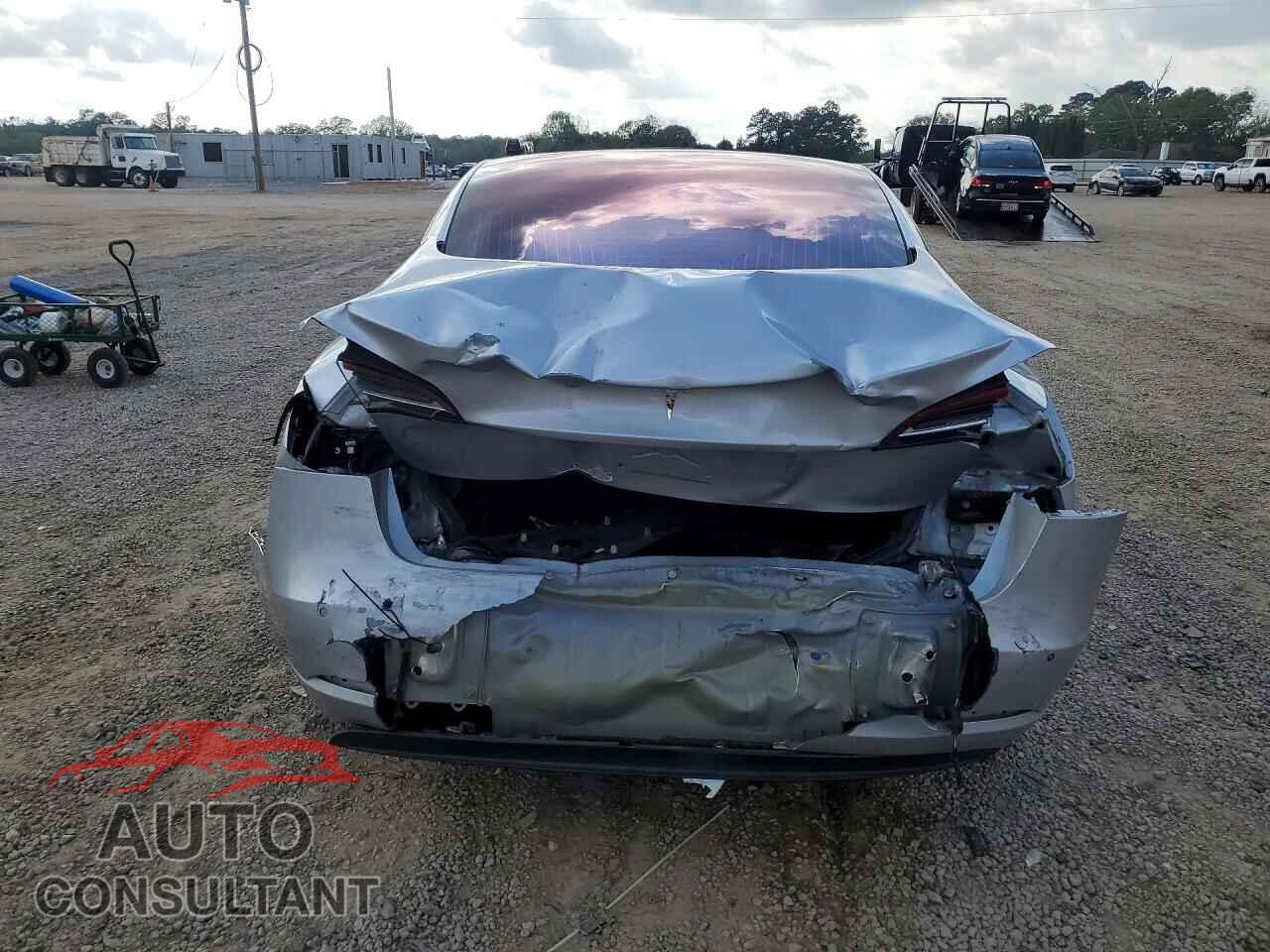 TESLA MODEL 3 2018 - 5YJ3E1EA6JF007883