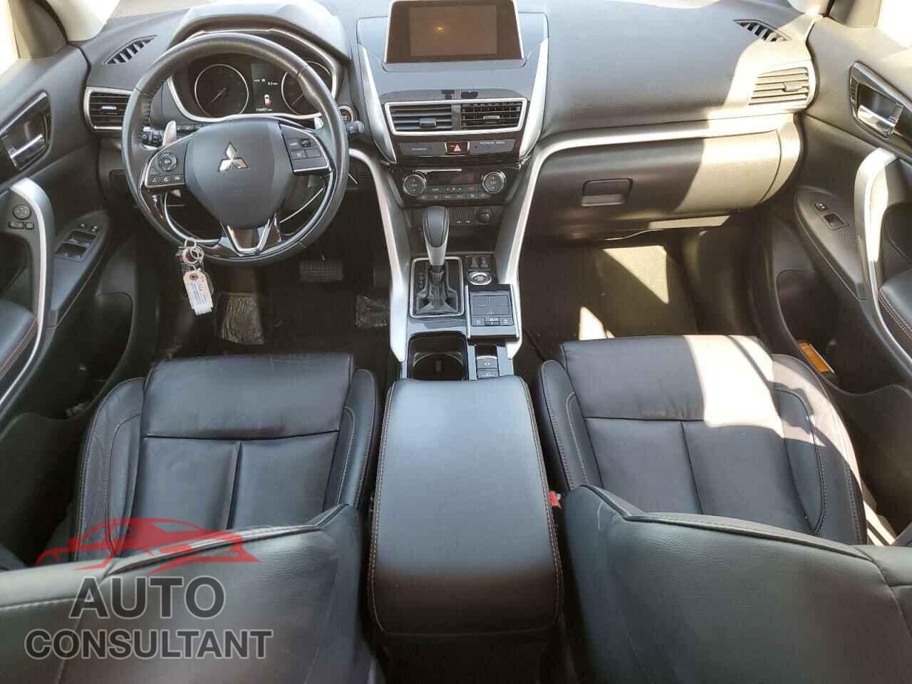 MITSUBISHI ECLIPSE 2018 - JA4AT5AA7JZ064964