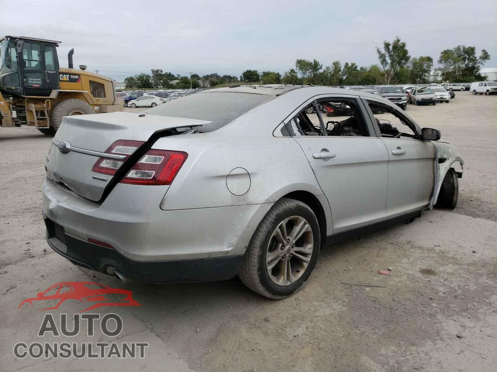 FORD TAURUS 2017 - 1FAHP2D88HG140400