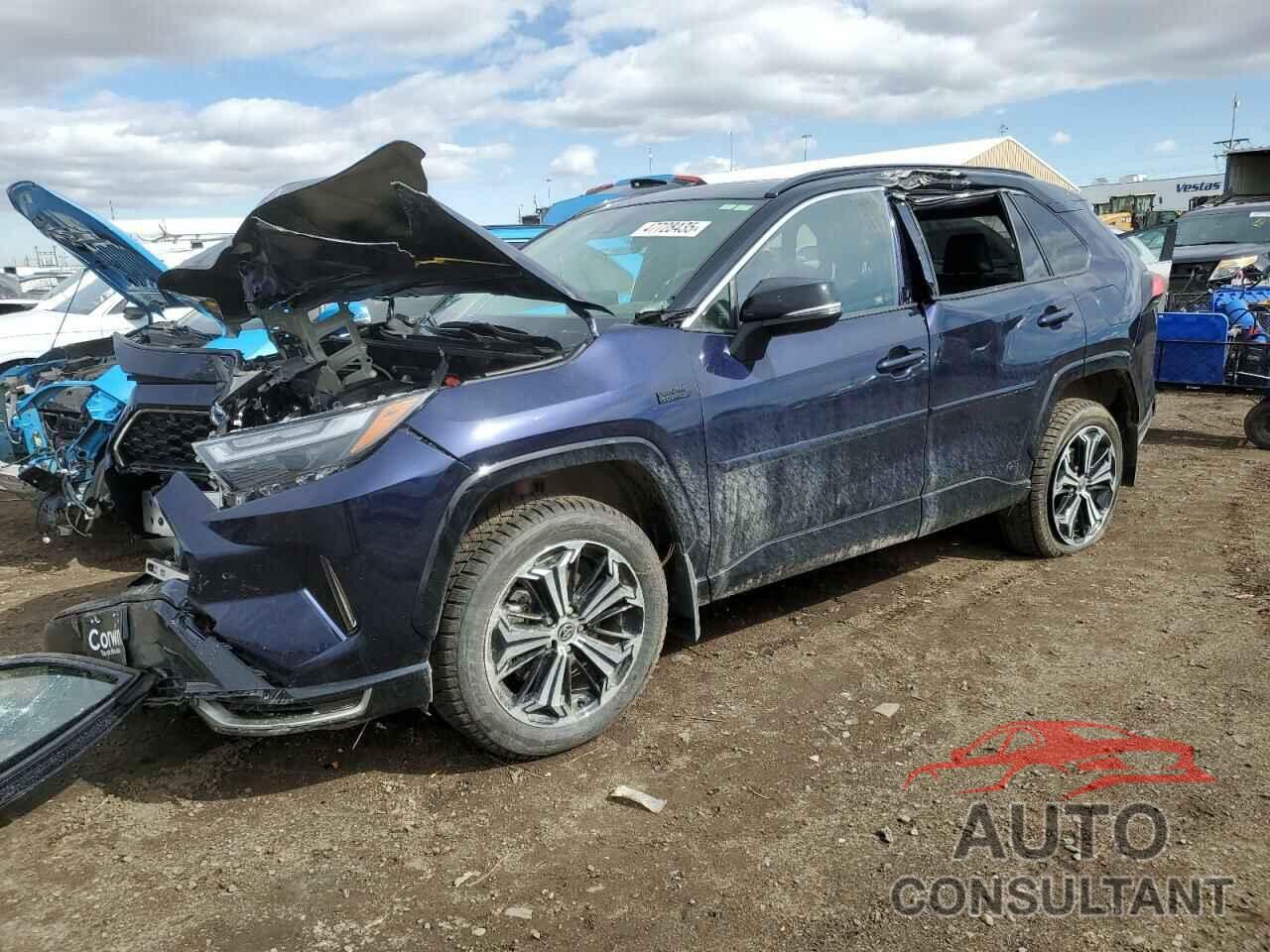 TOYOTA RAV4 2024 - JTMEB3FV2RD233517