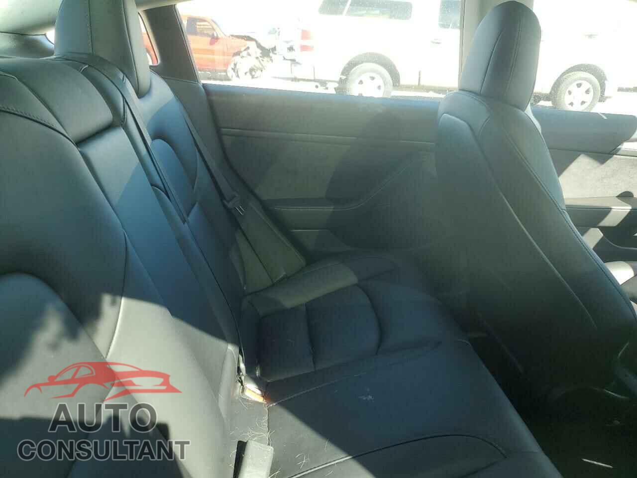 TESLA MODEL 3 2023 - 5YJ3E1EC2PF463776