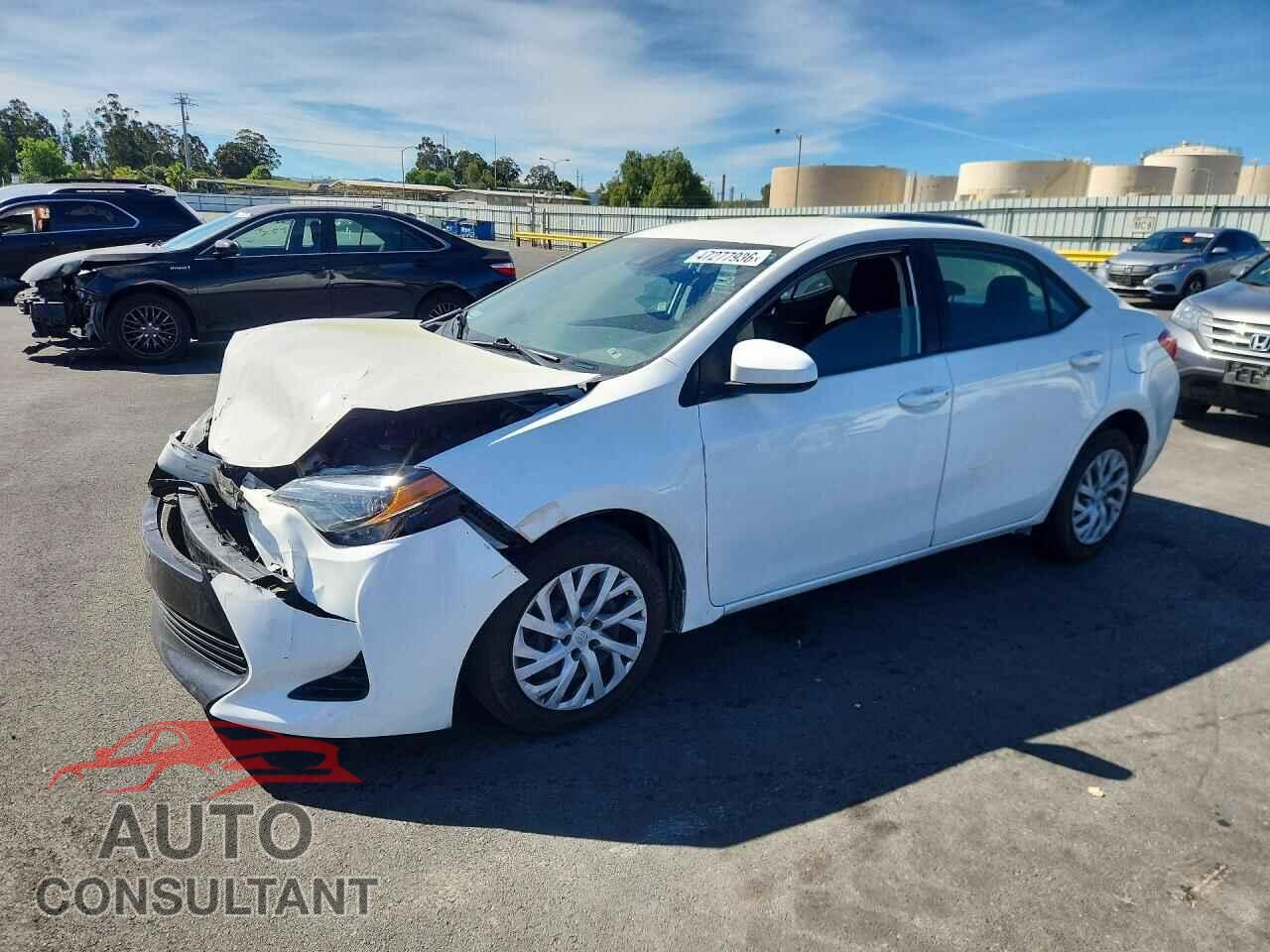 TOYOTA COROLLA 2017 - 5YFBURHEXHP727357