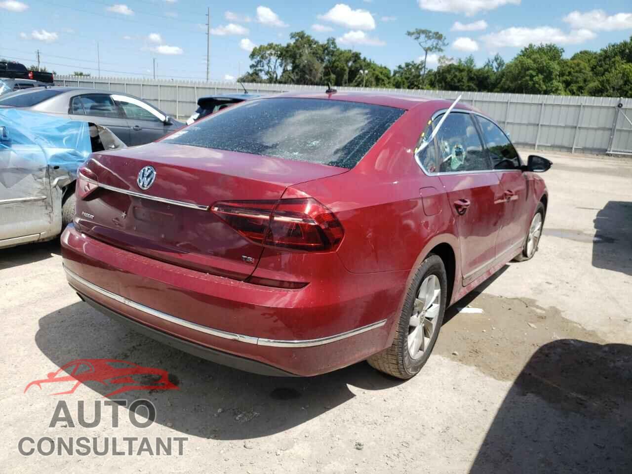 VOLKSWAGEN PASSAT 2017 - 1VWAT7A39HC057589