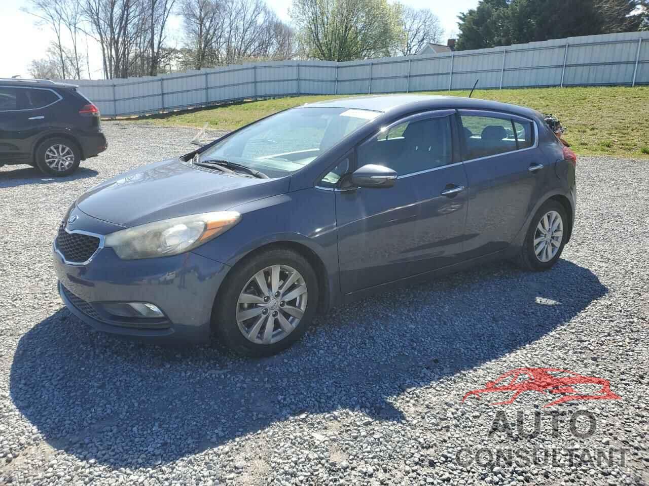 KIA FORTE 2015 - KNAFX5A82F5399073