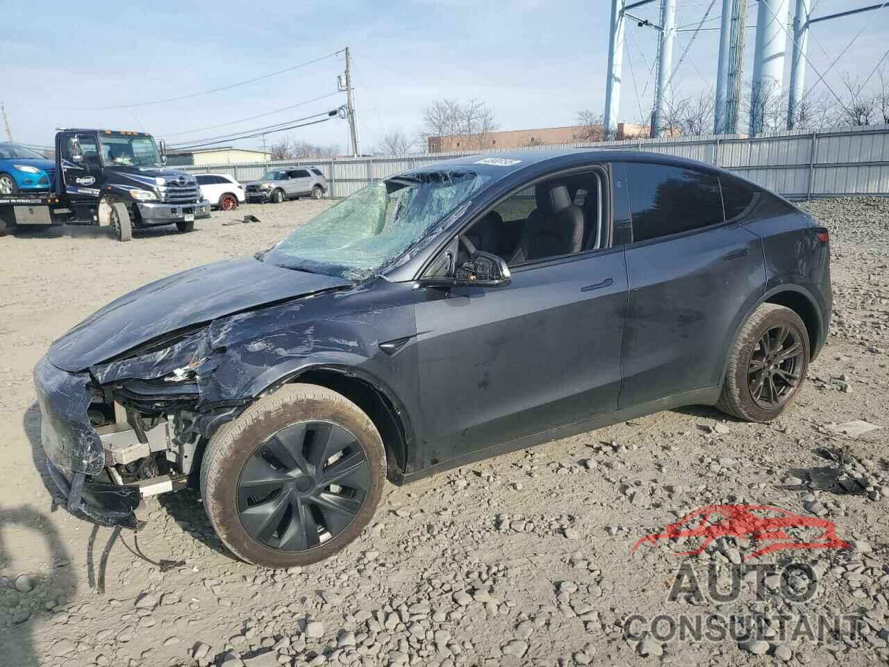 TESLA MODEL Y 2025 - 7SAYGDEE9SF224174