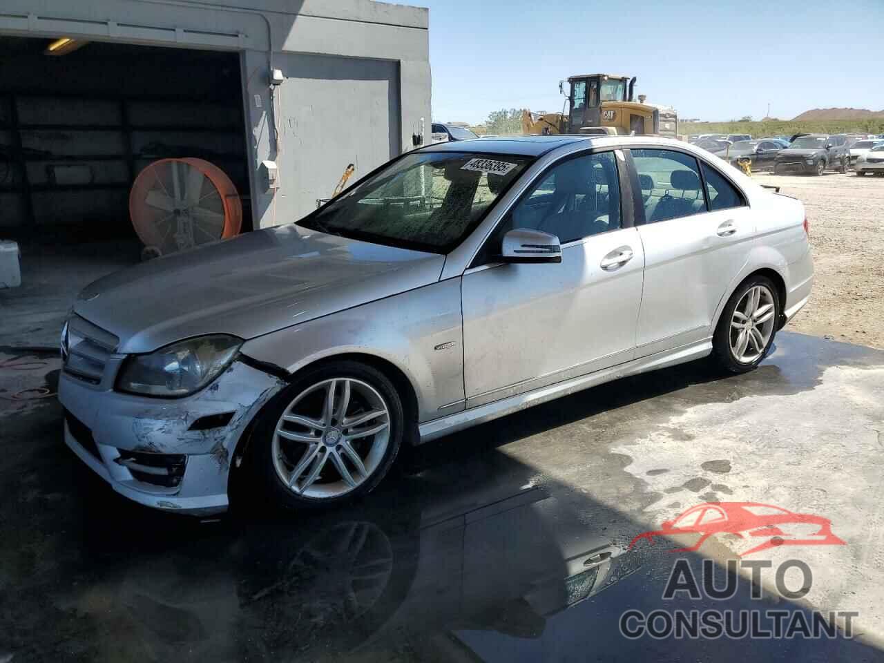 MERCEDES-BENZ C-CLASS 2012 - WDDGF4HB5CR215020