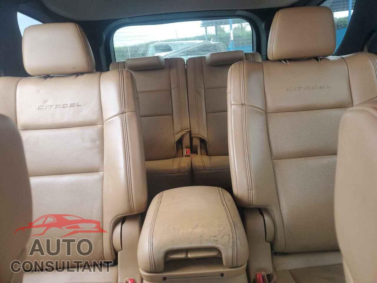 DODGE DURANGO 2013 - 1C4SDJET4DC643770