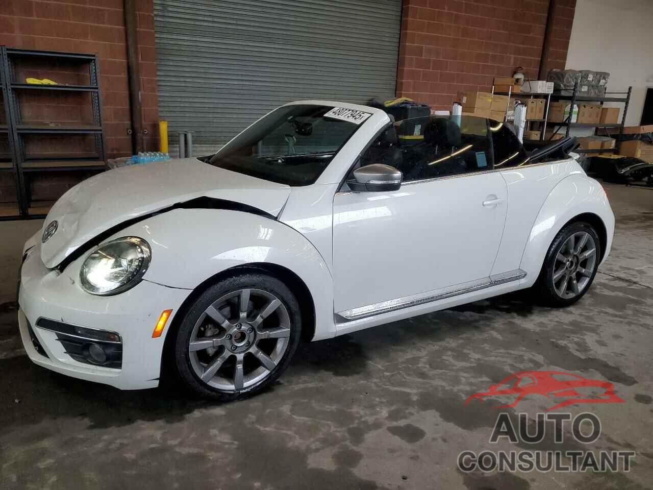 VOLKSWAGEN BEETLE 2014 - 3VW5L7AT8EM817815