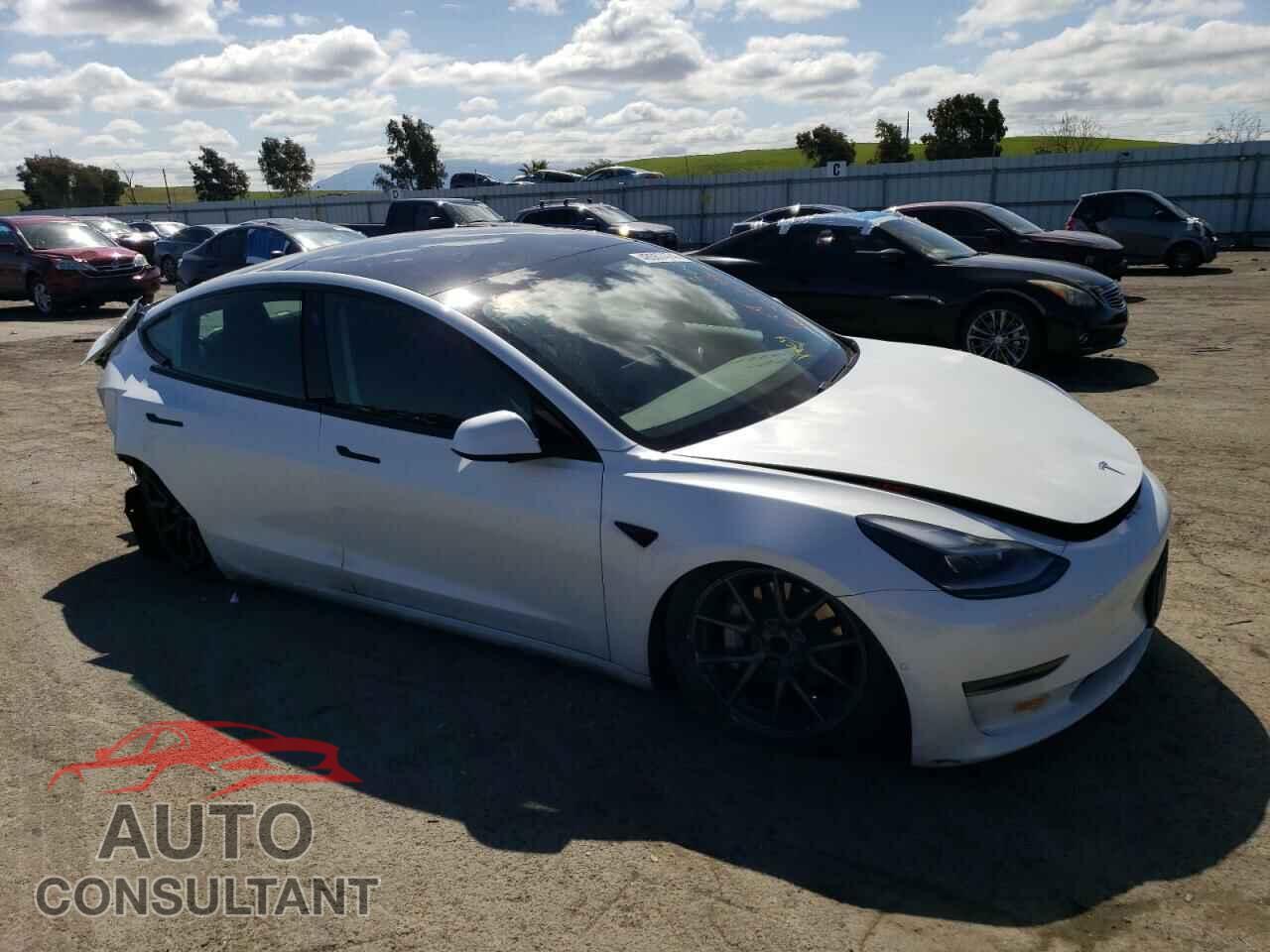 TESLA MODEL 3 2021 - 5YJ3E1EA2MF053165