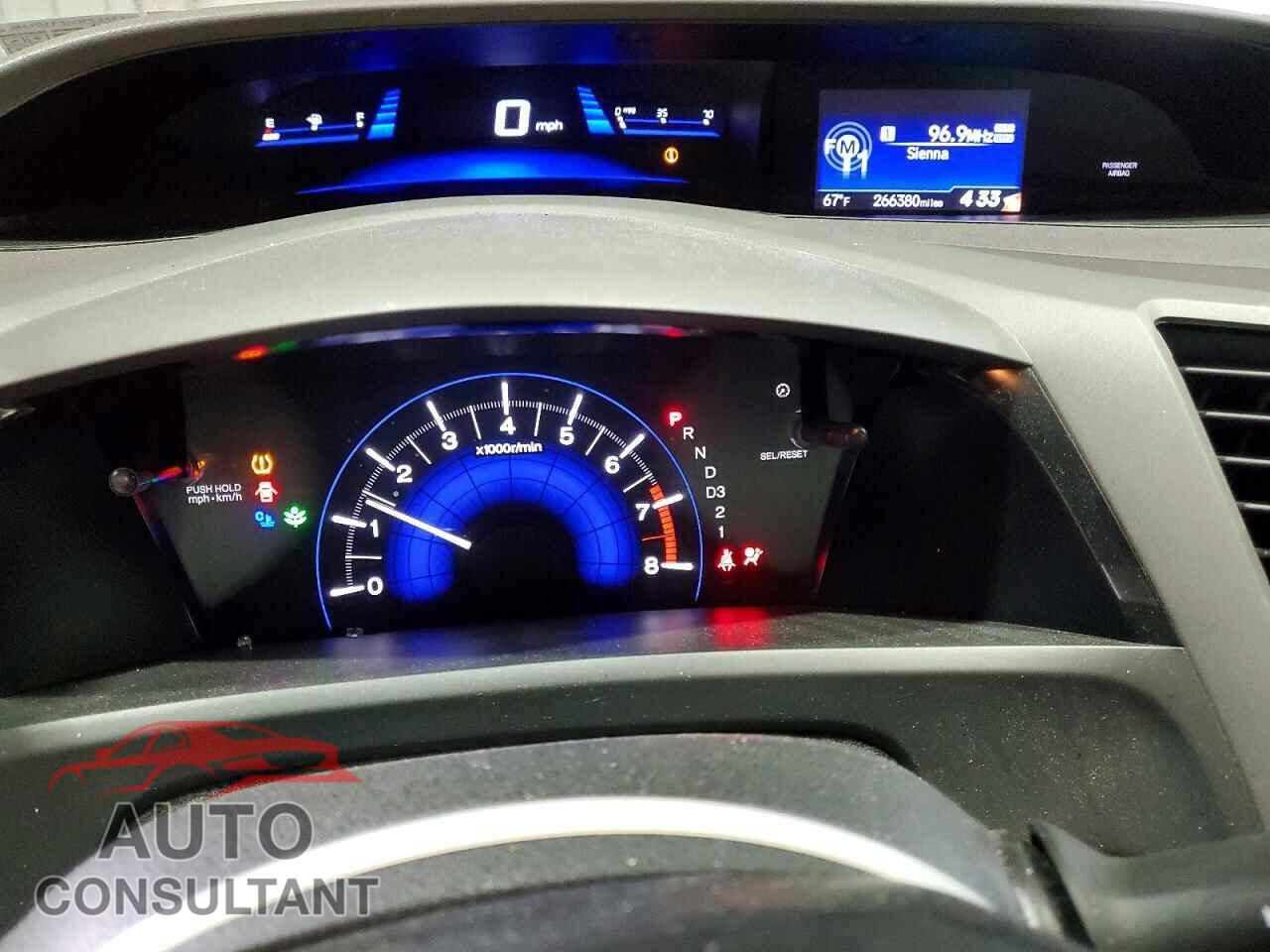 HONDA CIVIC 2012 - 2HGFB2F90CH529875