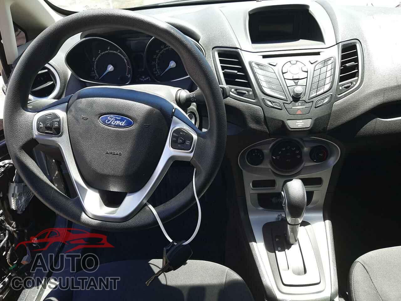 FORD FIESTA 2019 - 3FADP4EJ2KM155676