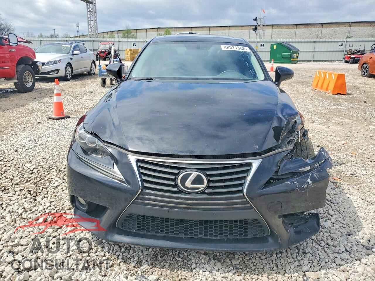 LEXUS IS 2014 - JTHCE1D28E5003690