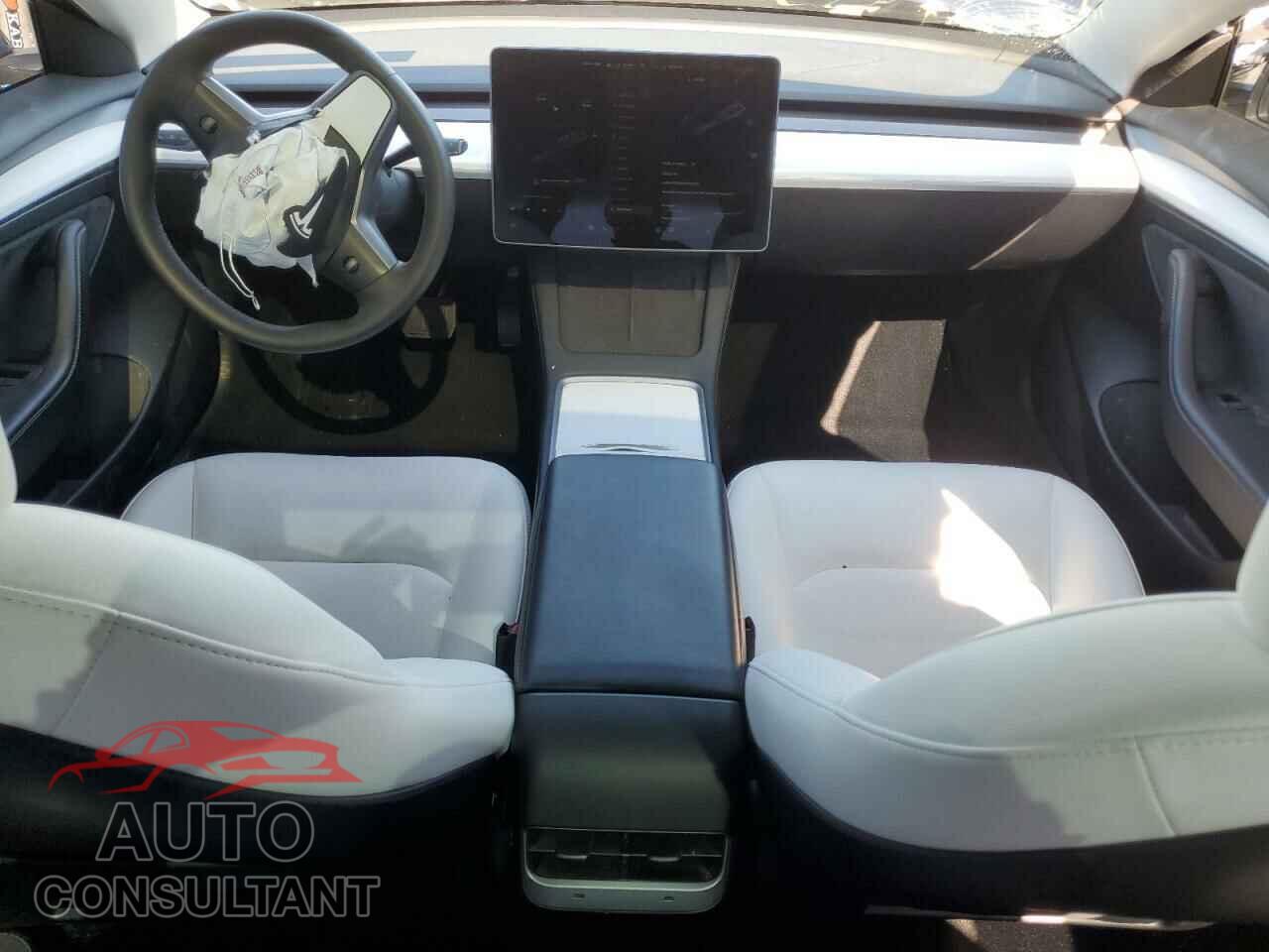 TESLA MODEL 3 2023 - 5YJ3E1EA3PF552397