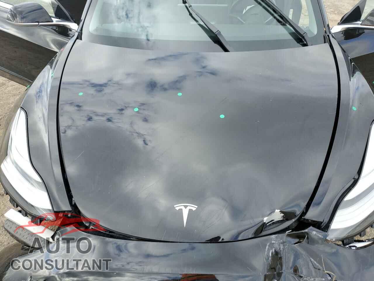 TESLA MODEL 3 2018 - 5YJ3E1EA4JF039764