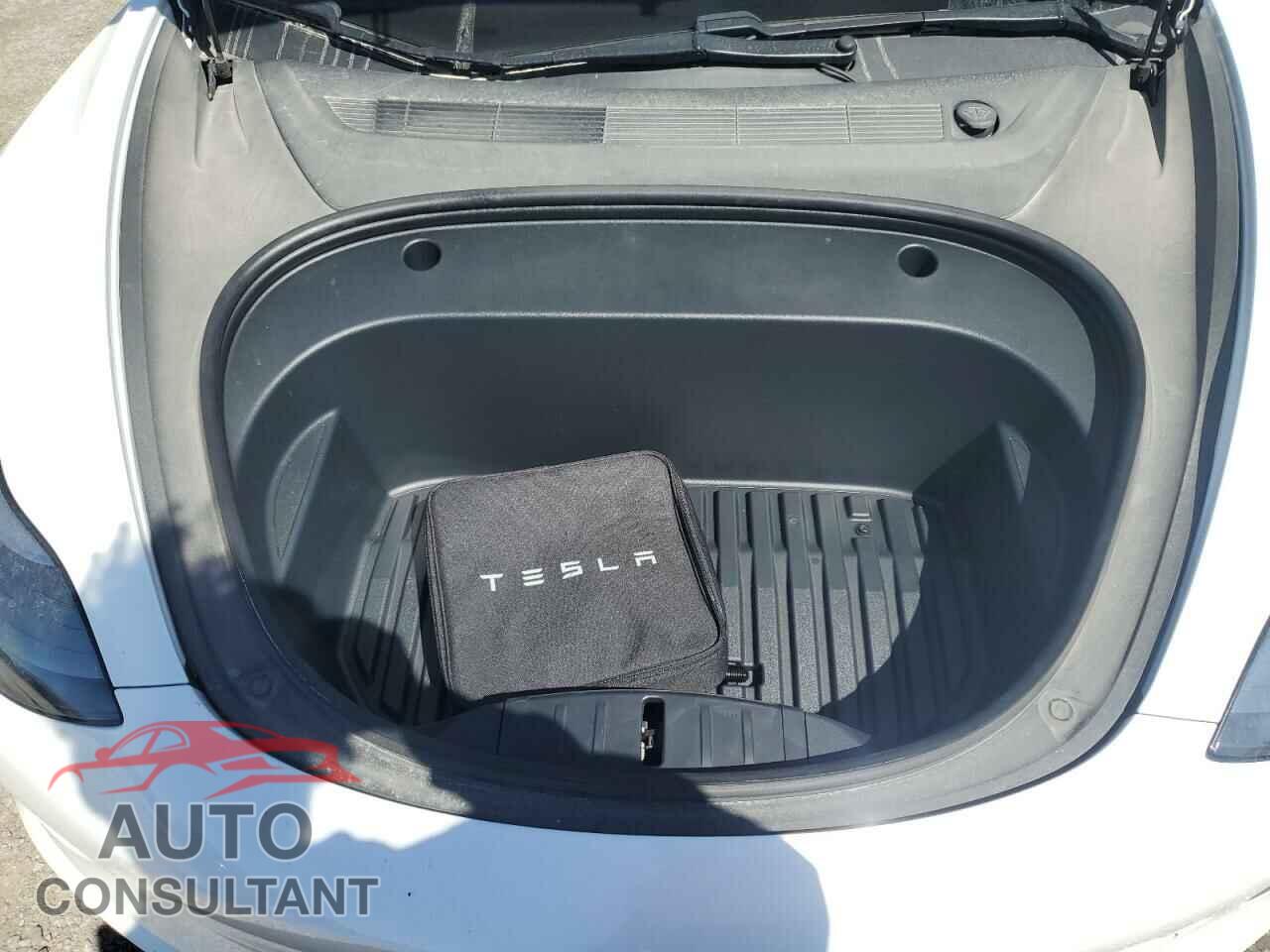 TESLA MODEL 3 2021 - 5YJ3E1EA2MF870944