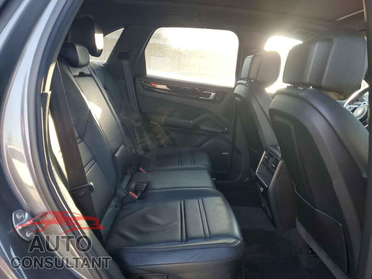 PORSCHE CAYENNE 2019 - WP1AA2AY7KDA06776