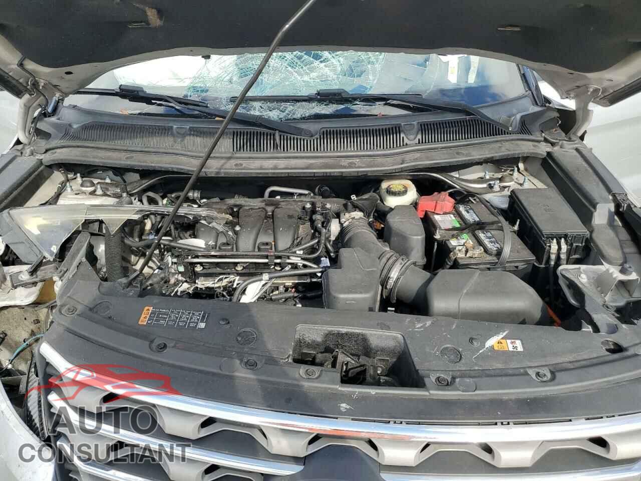 FORD EXPLORER 2017 - 1FM5K7D80HGD78911