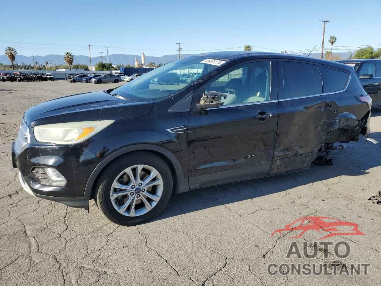 FORD ESCAPE 2017 - 1FMCU0G97HUC96740