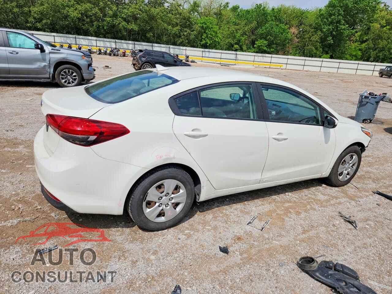 KIA FORTE 2017 - 3KPFK4A79HE080179
