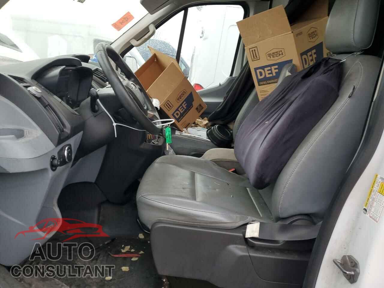 FORD TRANSIT 2019 - 1FTYR2CM2KKA20180