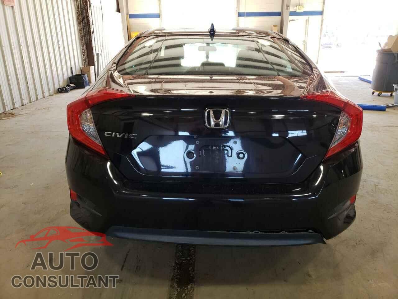 HONDA CIVIC 2017 - 19XFC2F78HE205800