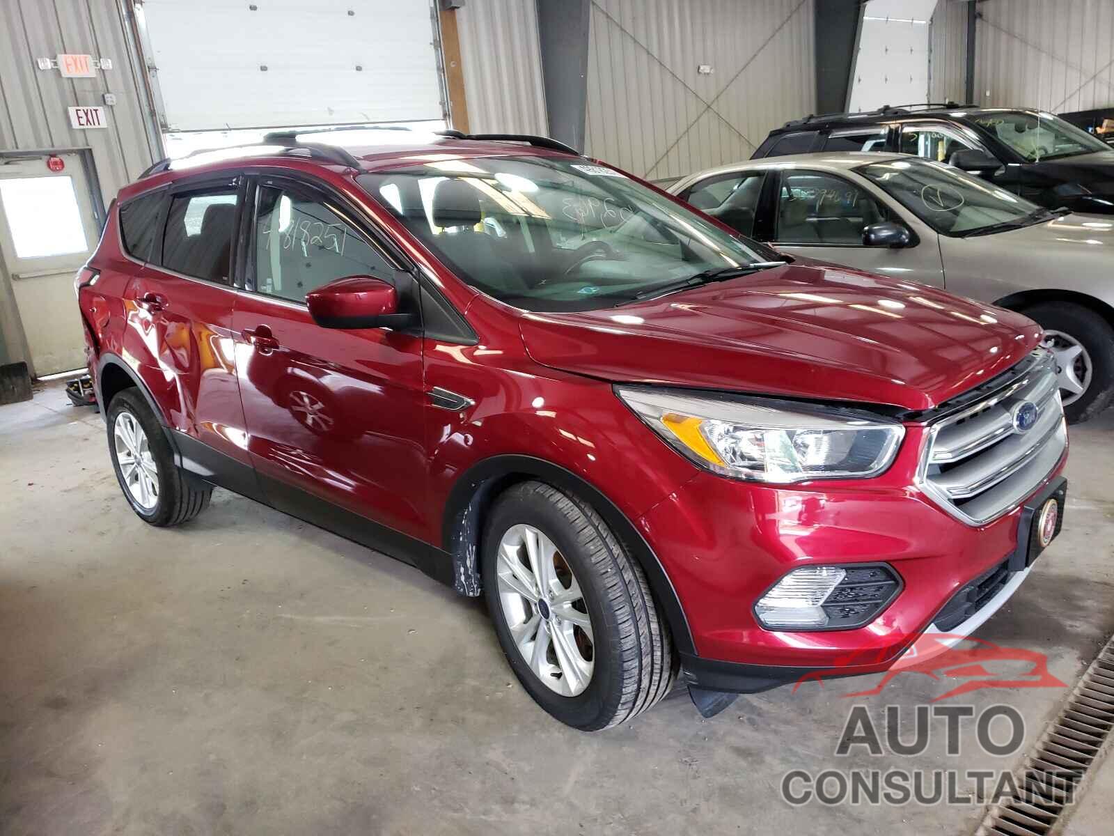 FORD ESCAPE 2017 - 1FMCU9GD3HUC75103