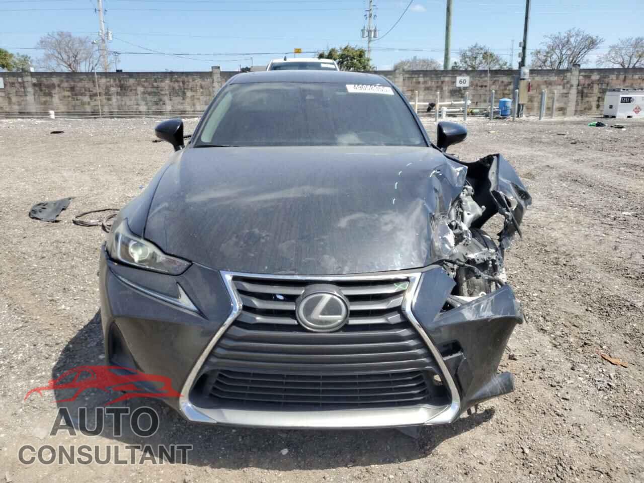 LEXUS IS 2017 - JTHBA1D2XH5041059
