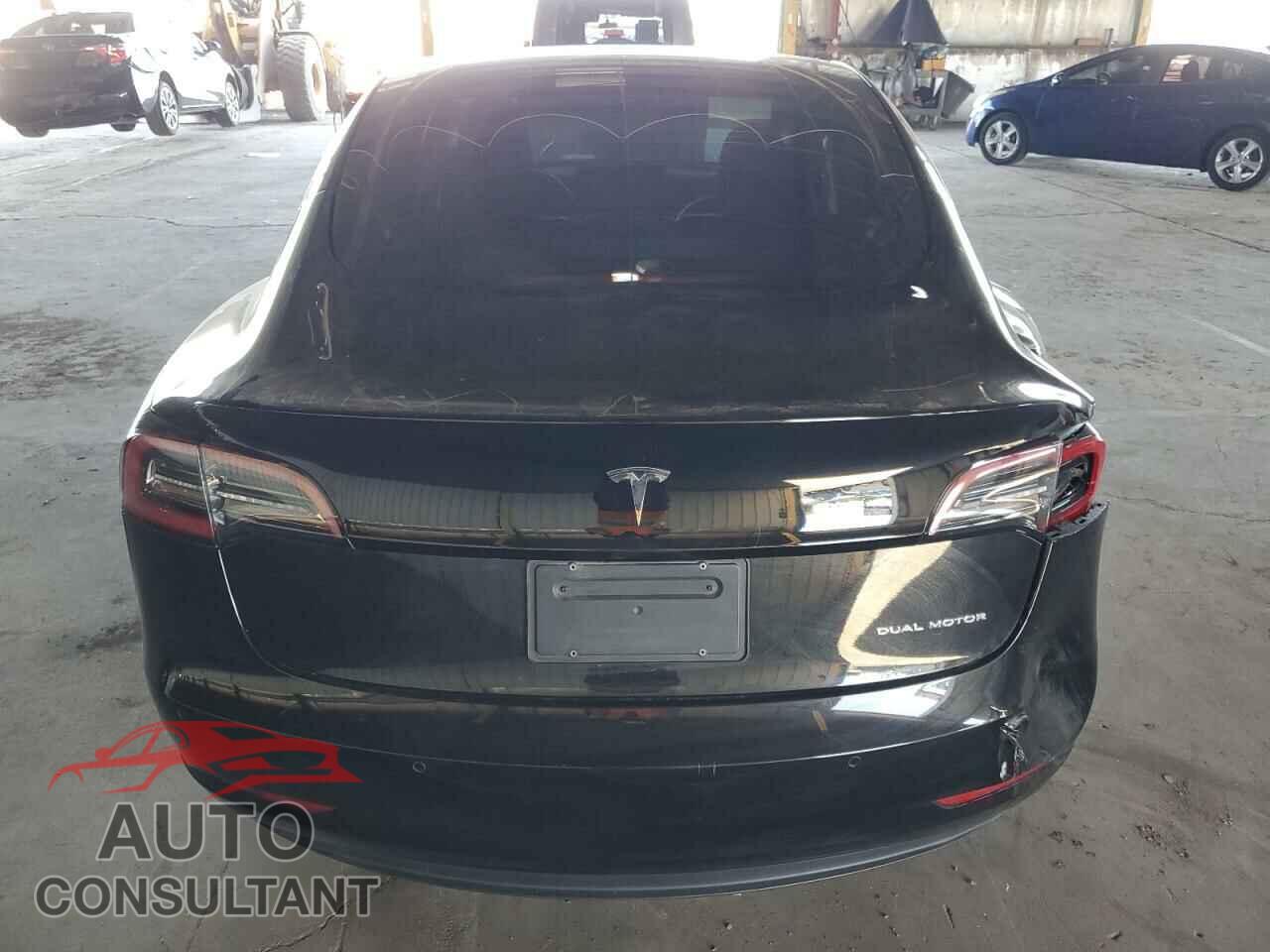 TESLA MODEL 3 2022 - 5YJ3E1EB8NF135685