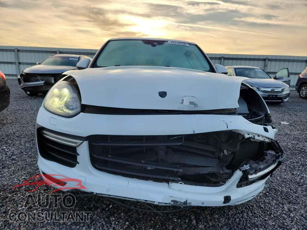 PORSCHE CAYENNE 2015 - WP1AC2A26FLA80496