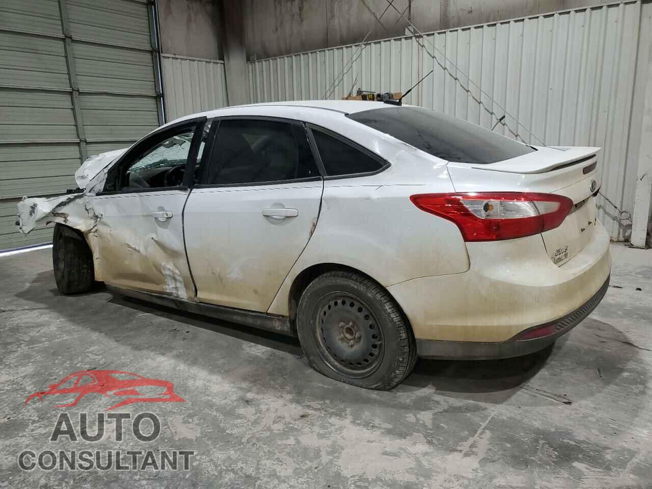 FORD FOCUS 2013 - 1FADP3F28DL334178