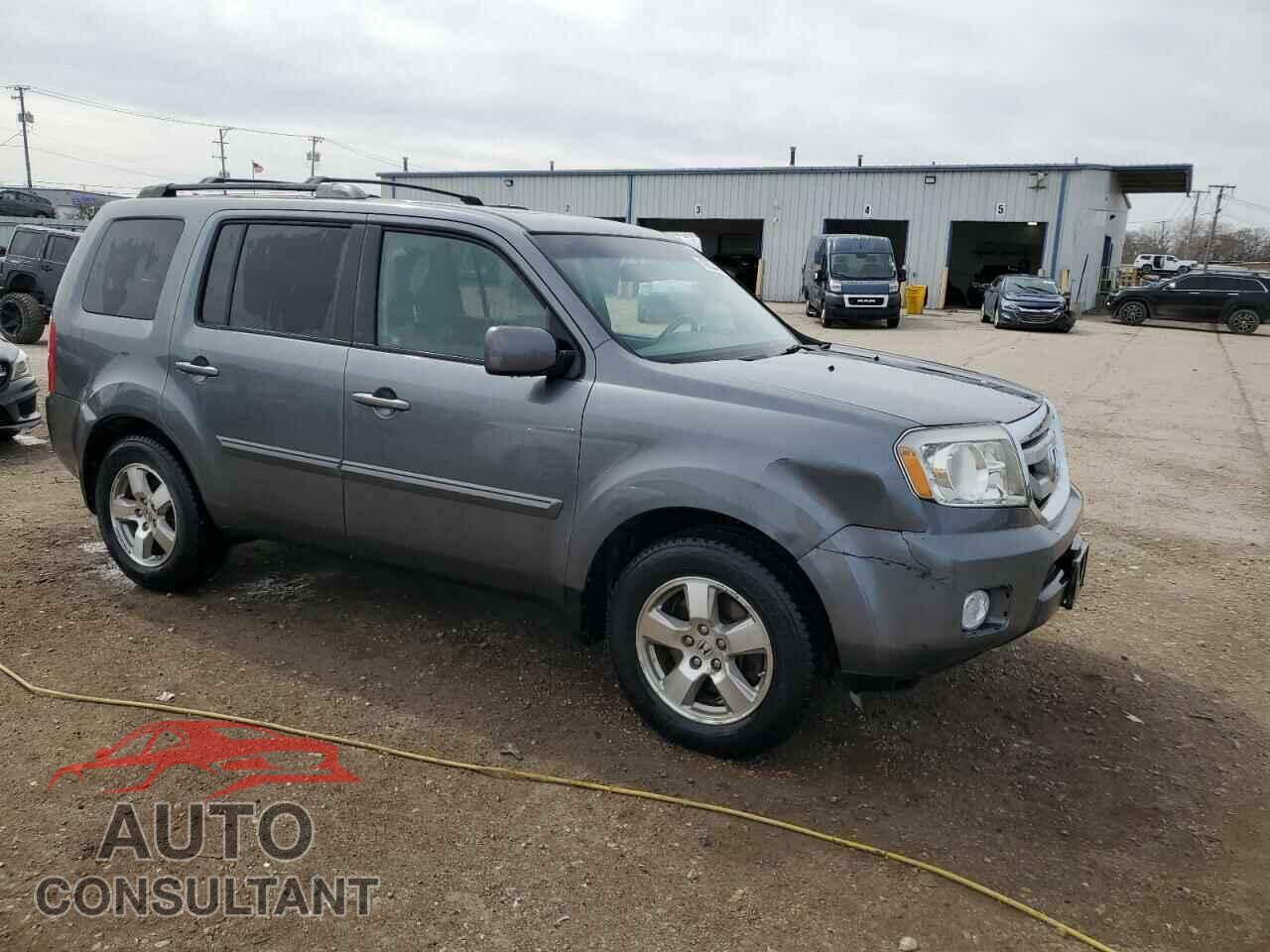 HONDA PILOT 2011 - 5FNYF4H53BB099202
