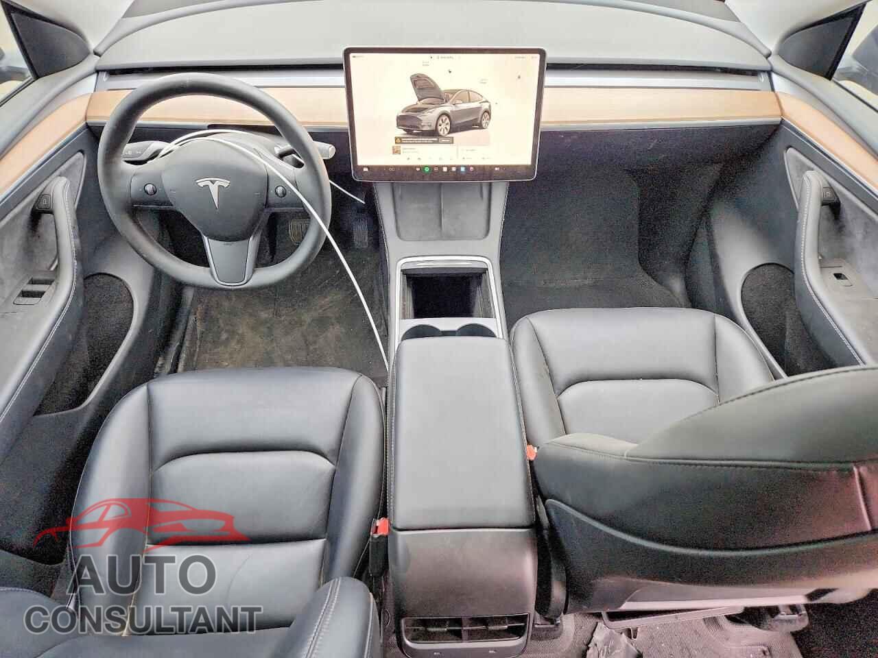 TESLA MODEL Y 2023 - 7SAYGDEE3PF842274