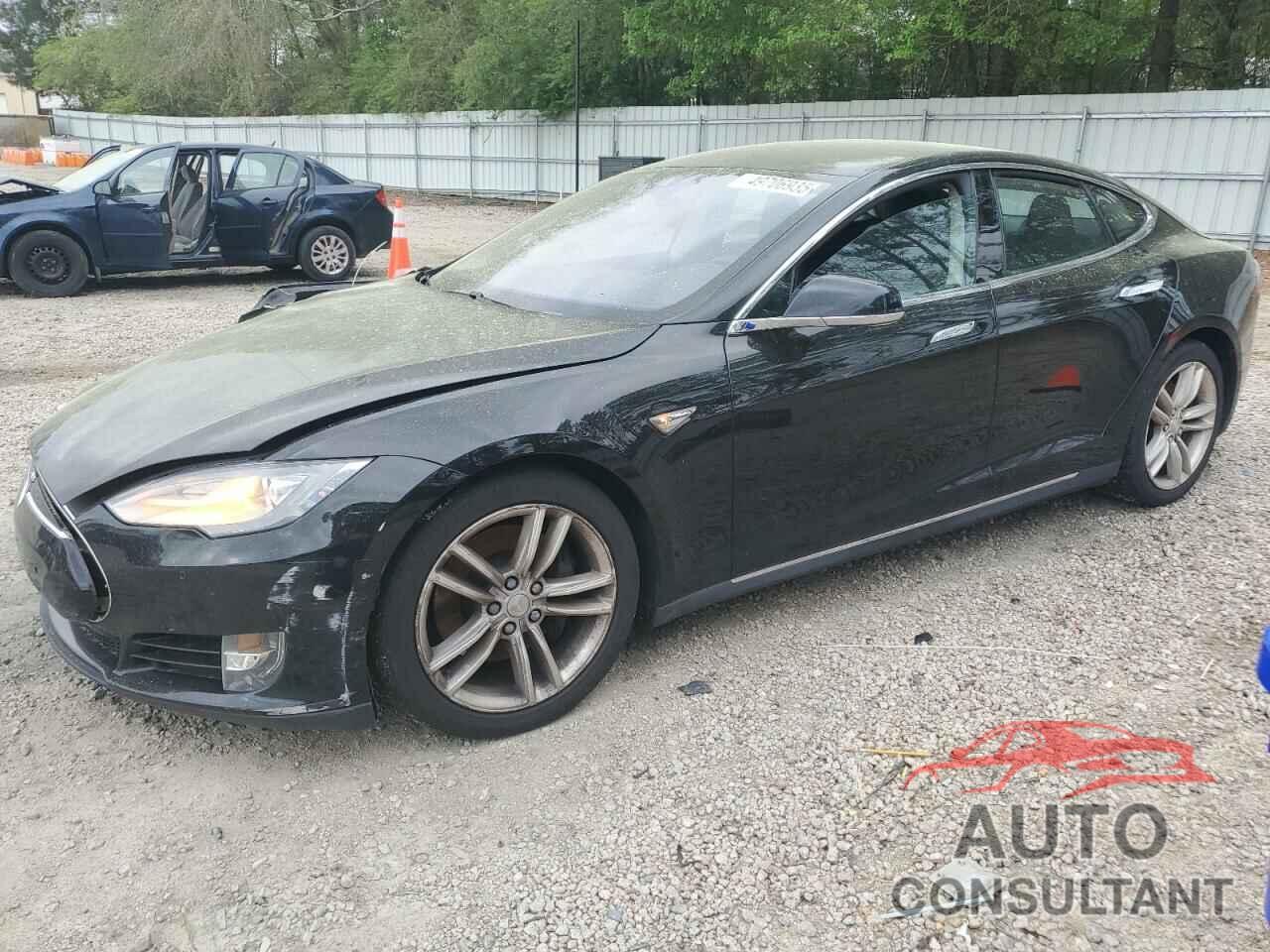 TESLA MODEL S 2015 - 5YJSA1E20FF101913