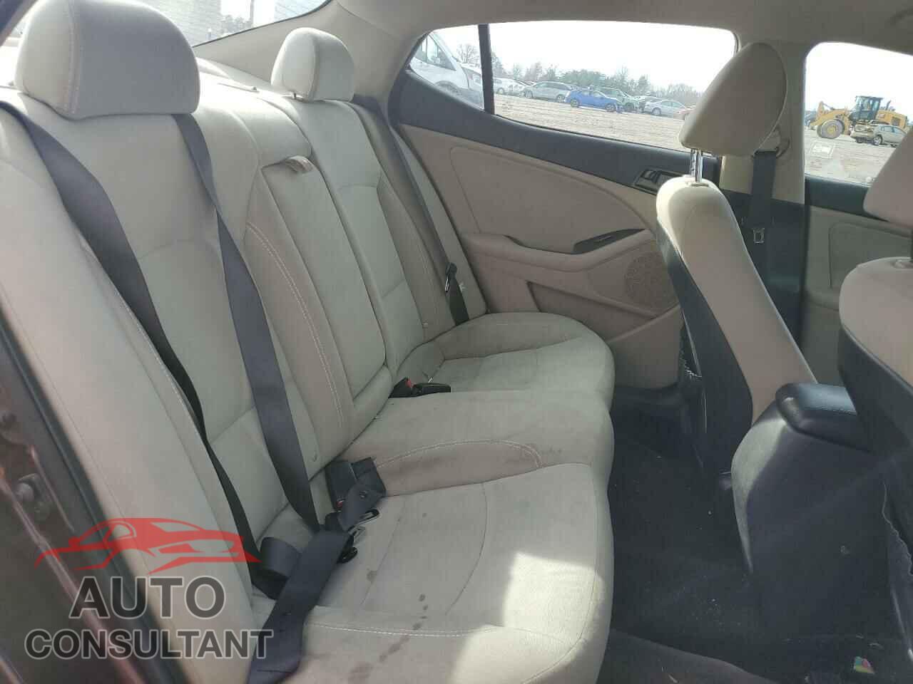 KIA OPTIMA 2012 - 5XXGM4A76CG007768
