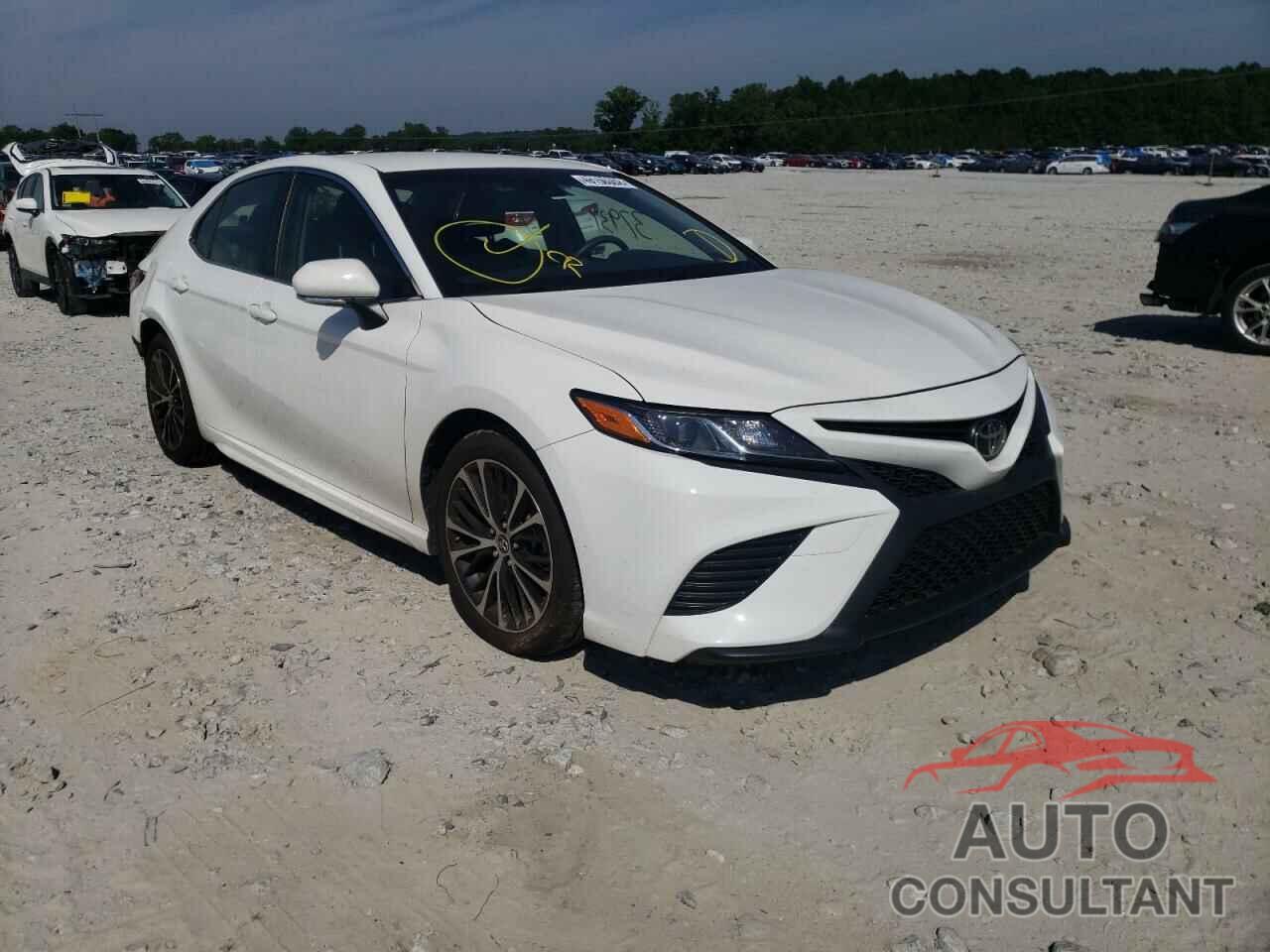 TOYOTA CAMRY 2018 - JTNB11HK5J3003991
