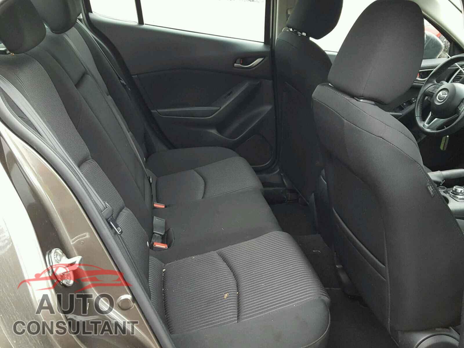 MAZDA 3 2015 - 3MZBM1V7XFM211668