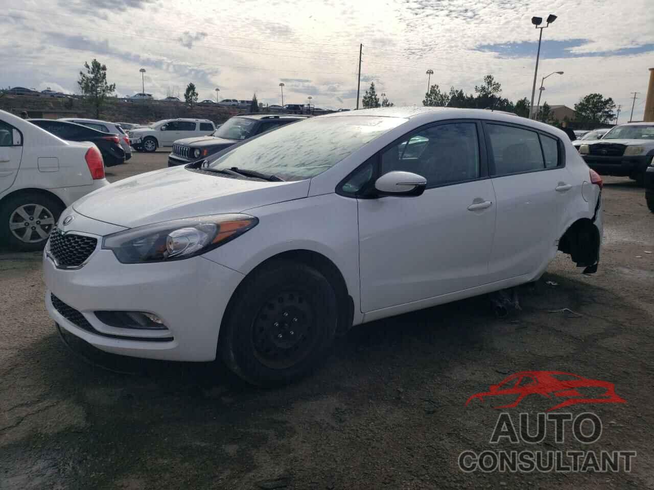 KIA FORTE 2016 - KNAFX5A80G5494720