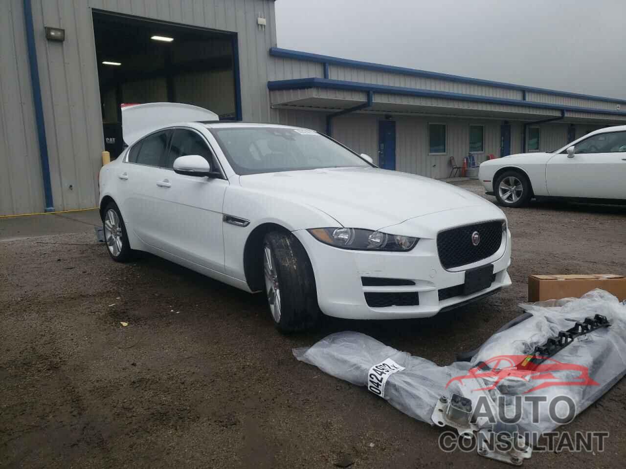 JAGUAR XE 2019 - SAJAR4FX7KCP52061