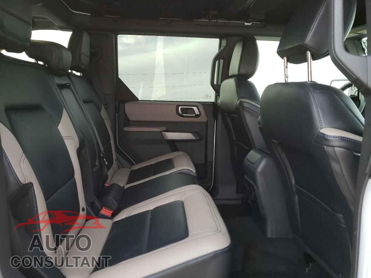 FORD BRONCO 2023 - 1FMEE5DP9PLA90880
