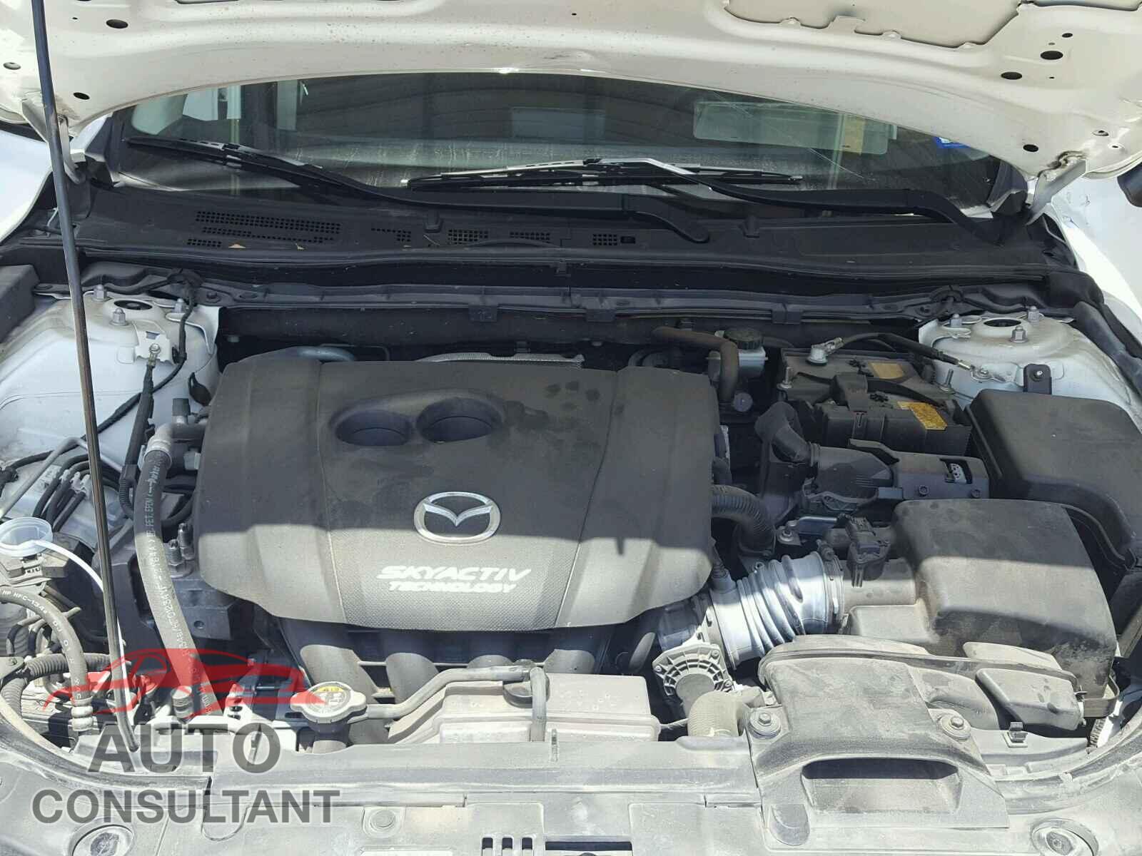 MAZDA 3 2015 - JM1BM1T79F1240808