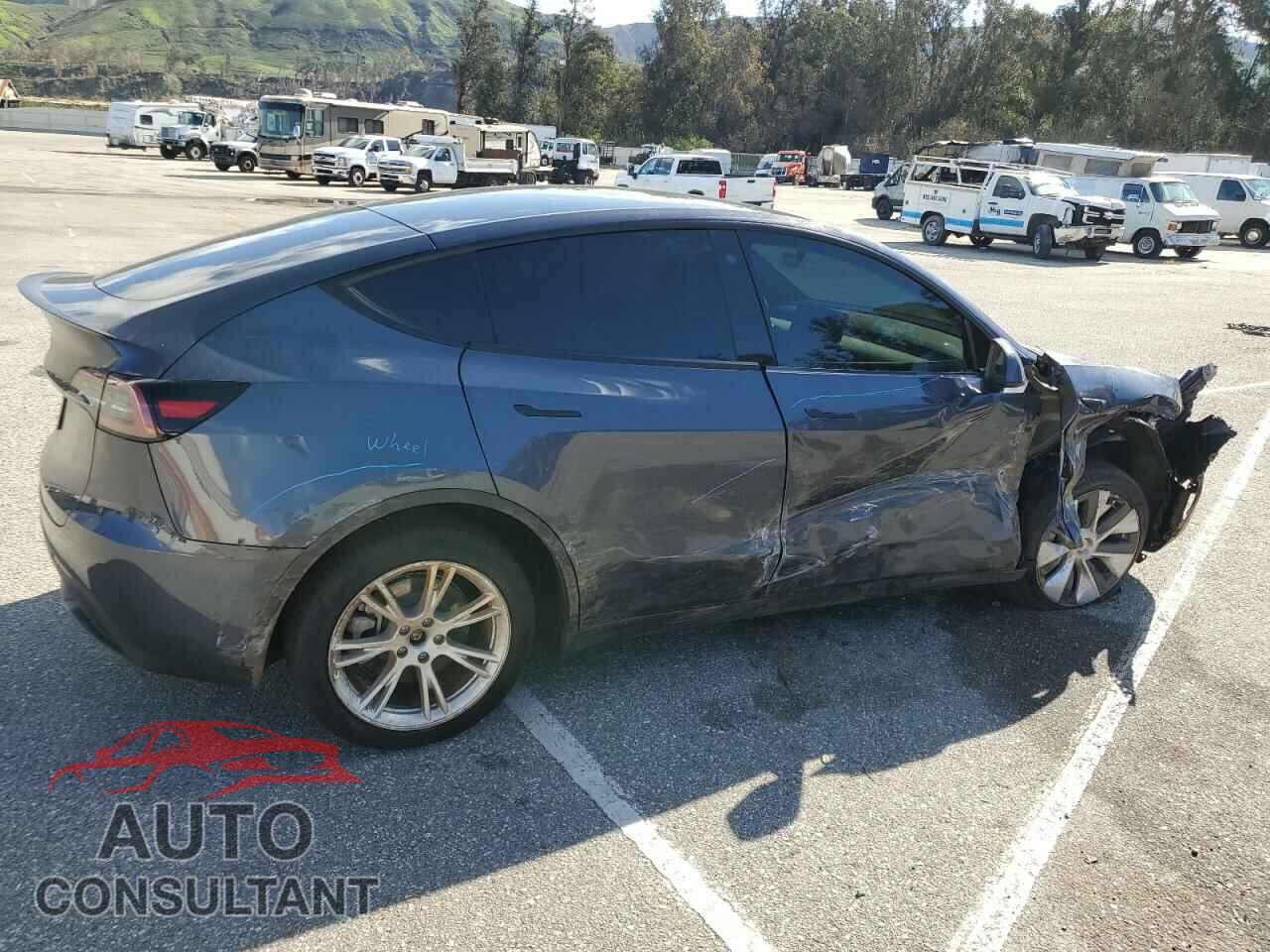 TESLA MODEL Y 2023 - 7SAYGDEE1PA090734