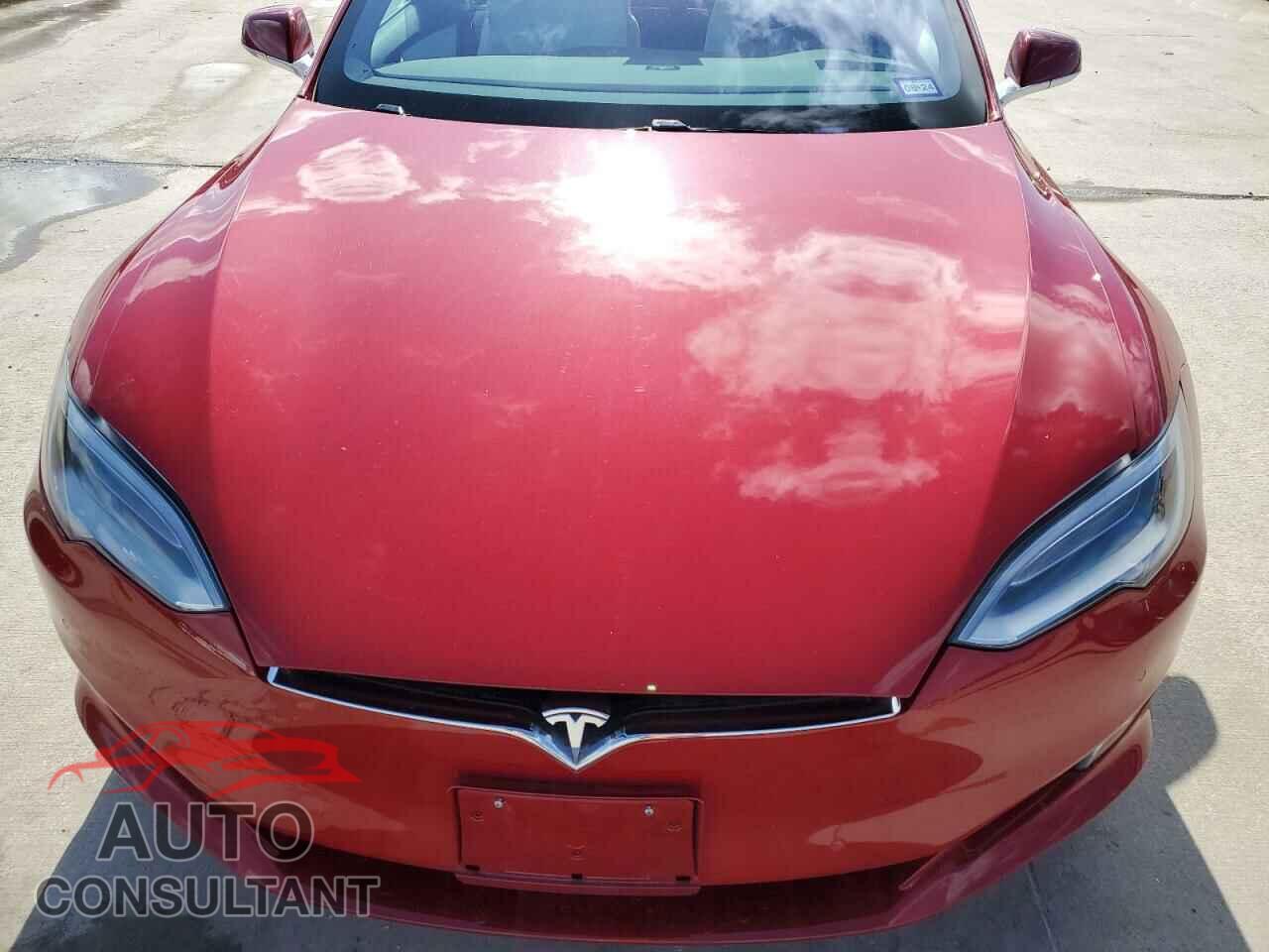 TESLA MODEL S 2018 - 5YJSA1E44JF261187